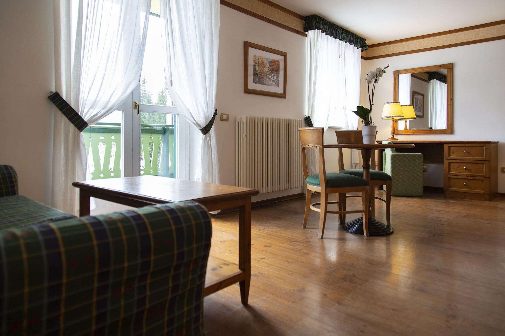 Hotel Grand 4*