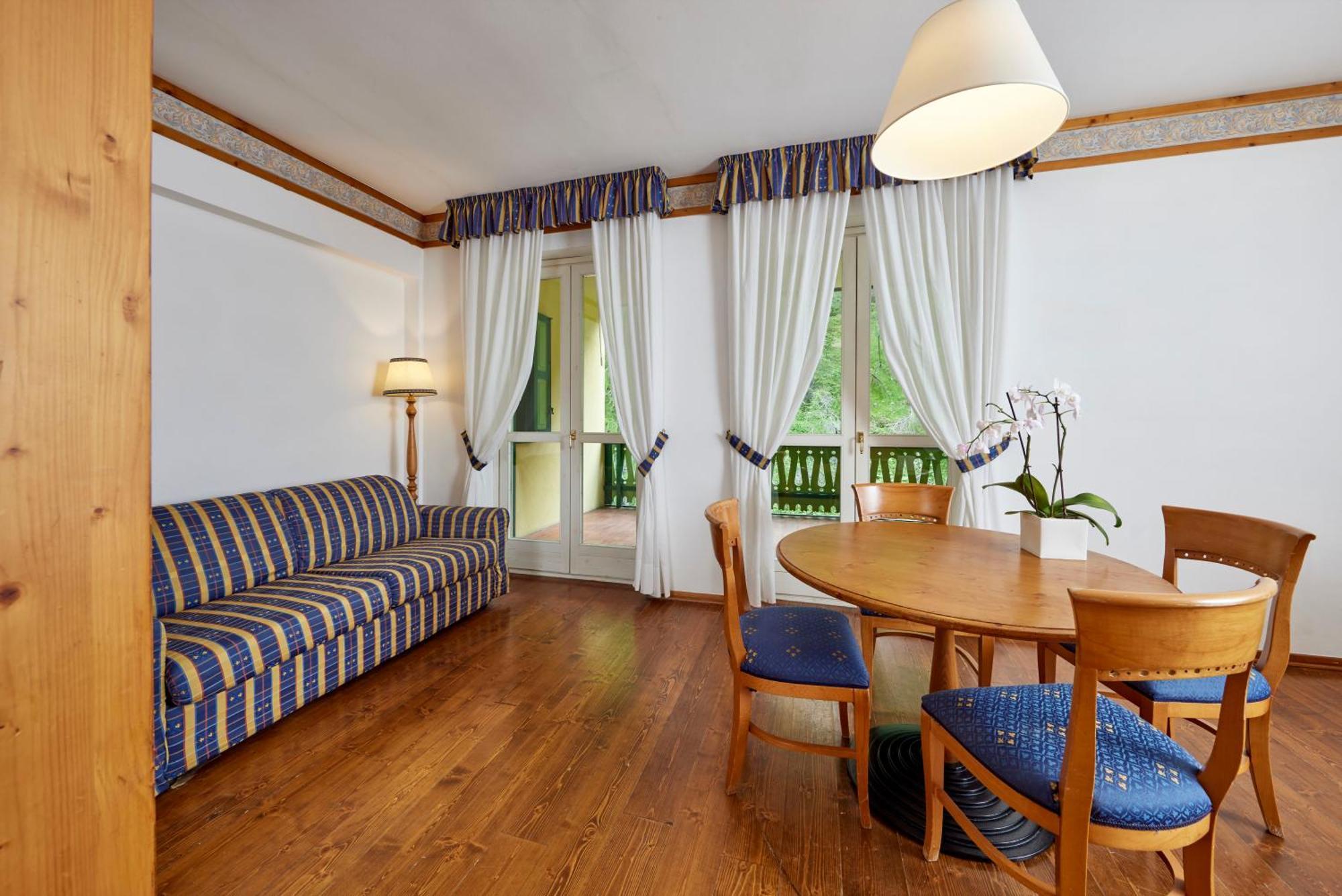 Hotel Grand